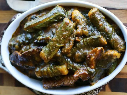 Ekpang Nkwukwo (Cocoyam Wrapped in Leaves) · African Food Network