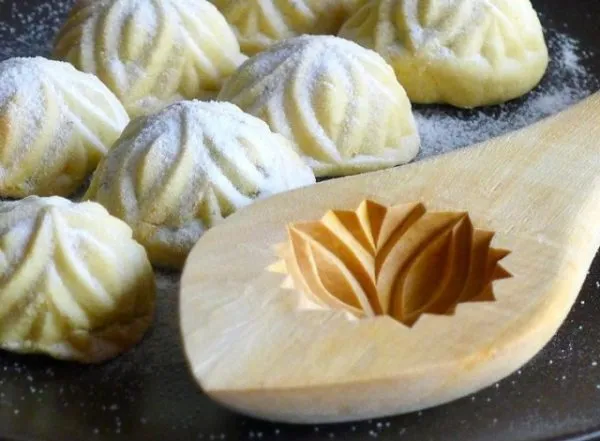 Maamoul (Filled Semolina Cookies) · African Food Network