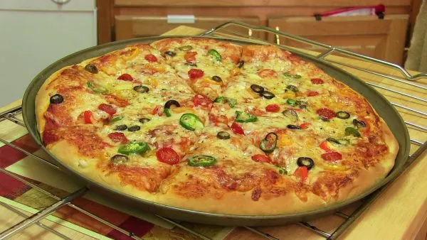 Homemade Pizza · African Food Network
