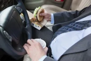 eating-while-on-the-road