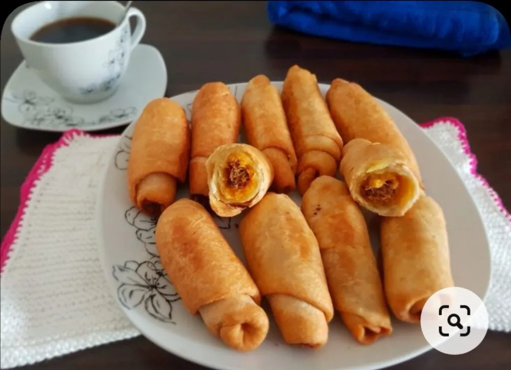 Fish roll -Ways to be creative with your Fish. Dimension: 1920*1180 Size: 1.0MB Source: Pixabay Grilled Fish Fish is a vital and important source of protein and nutrients as far back as humans has inhabited the earth, A group of early human ancestors gathered fish from the shore and shallow water about 1.95 million years ago on the shores of an ancient lake or river in Kenya. They deboned a catfish with their stone tool thereby leaving a clue of when humans first looked into the oceans for food and sustenance. Many species and varieties of fish are used as food in virtually all parts of the world ranging from the poisonous and the non poisonous. English does not have a special culinary name for food prepared from these animals, as it does with pig vs. pork,sheep vs. mutton and so on According to statistics recorded since 1960, the average annual increase in global apparent food fish consumption (3.2 percent) has outpaced population growth (1.6 percent) and exceeded consumption of meat from all terrestrial animals, combined (2.8 percent) and individually (bovine, ovine, pig, other), except poultry (4.9 percent). In per capita terms, food fish consumption has grown from 9.0 kg in 1961 to 20.2 kg in 2015, at an average rate of about 1.5 percent per year.[1] The expansion in consumption has been driven not only by increased production, but also by a combination of many other factors, including reduced wastage, better utilization, improved distribution channels and growing demand, linked with population growth, rising incomes and urbanization. Europe, Japan and the United States of America together accounted for 47 percent of the world's total food fish consumption in 1960 but only about 20 percent in 2015. Of the global total of 149 million tonnes in 2015, Asia consumed more than two-thirds (106 million tonnes at 24.0 kg per capita).[1] Oceania and Africa consumed the lowest share. The shift is the result of structural changes in the sector and in particular the growing role of Asian countries in fish production, as well as a significant gap between the economic growth rates of the world's more mature fish markets and those of many increasingly important emerging markets around the world, particularly in Asia. (according to statistics from wikipedia). Fish and fish products provide only about 34 calories per capita per day on a global scale. However, the dietary contribution of fish is significant in terms of high quality, easily digested animal proteins and in combating micronutrient deficiencies. A portion of 150g of fish provides about 50 to 60 percent of an adult's daily protein requirement. Fish proteins are essential in the diet of some densely populated countries where the total protein intake is low, and are particularly important in diets in small developing states. Over 30,000+ varieties of fish has been identified and recorded, making them the most diverse group of vertebrate. Fish availability is strongly influenced by an area's ecological and environmental factors, many landlocked areas without access to a water body depend exclusively on importation and sourcing of fish from areas with a higher prevalence of fish. Fish is among the healthiest foods on the planet. It’s loaded with important nutrients, such as protein and vitamin D. Fish is also a great source of omega-3 fatty acids, which are incredibly important for the body and brain. Great health reasons why fish should never be far from your food table; 1. Fish is high in important nutrients that most people don't get enough of Generally speaking, all types of fish are good for you. They are high in many nutrients that most people aren't getting enough of. This includes high-quality protein, iodine and various vitamins and minerals. However, some fish are better than others, and the fatty types of fish are considered the healthiest. That's because fatty fish (like salmon, trout, sardines, tuna and mackerel) are higher in fat-based nutrients. This includes the fat-soluble vitamin D, a nutrient that most people are deficient in. It functions like a steroid hormone in the body. 2. Fish may lower your risk of heart attacks and strokes Heart attacks and strokes are the two most common causes of premature death in the world. Fish is generally considered to be among the best foods you can eat for a healthy heart. Not surprisingly, many large observational studies have shown that people who eat fish regularly seem to have a lower risk of heart attacks, strokes and death from heart disease. 3. Fish contains nutrients that are crucial during development Omega-3 fatty acids are absolutely essential for growth and development. The omega-3 fatty acid docosahexaenoic acid (DHA) is especially important, because it accumulates in the developing brain and eye. For this reason, it is often recommended that expecting and nursing mothers make sure to eat enough omega-3 fatty acids 4. Fish will increase grey matter in the brain and protect it from age-related deterioration One of the consequences of aging is that brain function often deteriorates (referred to as age-related cognitive decline). Interestingly, many observational studies have shown that people who eat more fish have slower rates of cognitive decline. 5. Fish may help prevent and treat depression, making you a happier person Depression is a serious and incredibly common mental disorder. It is characterized by low mood, sadness, decreased energy and loss of interest in life and activities. Although it isn't talked about nearly as much as heart disease or obesity, depression is currently one of the world's biggest health problems. Studies have found that people who eat fish regularly are much less likely to become depressed. 6. Fish is the only good dietary source of vitamin D Fish and fish products are the best dietary sources of vitamin D, by far. Fatty fish like salmon and herring contain the highest amounts. A single four ounce (113 gram) serving of cooked salmon contains around 100 percent of the recommended intake of vitamin D. Some fish oils, such as cod liver oil, are also very high in vitamin D, providing more than 200 percent of the recommended intake in a single tablespoon. While eating fish has nutritional benefits, it also has potential risks. Fish can take in harmful chemicals from the water and the food they eat. Chemicals like mercury and PCBs can build up in their bodies over time. High levels of mercury and PCBs can harm the brain and nervous system. Mercury can be especially harmful to fetuses, infants, and children because their bodies are still developing. PCBs can cause cancer and other harmful health effects. While there are potential risks to consider, there are many health benefits of eating fish. If you avoid eating fish entirely, you won’t benefit from the nutrients that fish can provide. By taking proper care cleaning, preparing, and cooking fish, you can safely enjoy the health benefits of eating fish. Moving on, Fish is delicious and easy to prepare. For this reason, it should be relatively easy to incorporate it into your diet. Eating fish one or two times per week is considered sufficient to reap its benefits. If possible, choose wild-caught fish rather than farmed. Wild fish tends to have more omega-3s and is less likely to be contaminated with harmful pollutants. Buying the right fish in the market can be a little tricky for a newbie, here are a few guidelines to buying the perfect fish; Pick fishes that’s currently in season. Out of season fish have to be frozen, which takes away their freshness. Start by looking for options that are in season. Look for shiny skin; tightly adhering scales; bright, clear eyes; firm, taut flesh that springs back when pressed; and a moist, flat tail. Gills should be cherry-red, not brownish. Saltwater fish should smell briny; freshwater fish should smell like a clean pond. (This is mostly not available in the market as consumers largely have to settle for imported and refrigerated fishes, but don’t let that deter you). Avoid fishes with high levels of mercury. Carnivorous fishes contain a high level of mercury which they absorbed from their prey. Varieties of fishes like shark, swordfish, tilefish and king mackerel should be avoided for their very high rate of mercury pertaining to the fact that mercury is hazardous and may interfere with brain development of children and fetuses. Fish as a meal. Fish is an important staple food in Africa, most of our traditional African dishes has plenty varieties of fish incorporated in them. Preparation of fish is pretty versatile and depends heavily on the culture and way of life of a particular region. Fish can be cured by marinating, pickling, cooked by baking, frying, grilling, poaching or steaming poached, some varieties can even be eaten raw( uncooked). These are plenty ways in which your fish can be enjoyed. Certain types of fish calls for a particular type of preparation, for example fatty, meaty fishes are good for roasting whereas flaky and lean fishes are perfect for broiling and grilling. Delicious fish recipes to bring out the best in your fish, African Fish Stew Dimension:765*1148 Size:6459 Source: lowcarbafrica The flavorful and appetizing African Fish Stew is made with tilapia fish and cooked in a spicy, fragrant mix of tomatoes and peppers. Ingredients; Fish Vegetables; tomatoes, pepper, onions. Spices; curry powder, thyme, salt, seasoning powders. Water. Vegetable Oil. Directions: If you're going to use a whole tilapia fish, you'll need to gut and clean it first. Cut the fish into 5 - 6 medium pieces and deep fry till crispy. Blend the tomatoes, fresh pepper, and habanero pepper in a blender. It’s easier to blend the tomatoes first, so it creates a liquid base before adding the peppers. If possible, do not add water when blending or add very little. Chop the onions and set aside. Place a pan on medium heat, add vegetable oil and heat until hot. Add chopped onions and stir fry until translucent. Then add the blended tomato and pepper-mix to the oil. Season the stew with salt and spices to taste, stir to combine and continue to cook for another 10 minutes or until you can see the oil floating on top of the stew. Add the fried fish to the stew and carefully mix to the stew. Continue to cook on low heat for another 5 minutes. Take it off the heat and serve immediately. Serving; You can enjoy your Fish Stew with White Rice, Yam, Ewedu Soup and Amala etc. You can enjoy it with anything just enjoy! Barbecued Fish Dimension: 604*604 Size: 103 KB Source: Pinterest Barbequed Fish Barbecued fish is a delicacy that is enjoyed all over Nigeria, it is primarily a dish of fish grilled over fire, adding the Nigerian spices to makes it a truly remarkable culinary experience, it’s mostly enjoyed outdoor and in company of some good alcohol. Ingredients 1 Large Tilapia Fish A thumb size of Ginger 4 Cloves of Garlic 7 Scotch Bonnet Peppers (Adjust accordingly) 1 Bulb of onion 2 Tomatoes A handful of Parsley 1 Green Bell Pepper 1 Red Bell Pepper 2 Chicken Seasoning cubes 1 tablespoon of Suya Spice 1/2 cup of Vegetable oil Directions; Descale and wash fish, make incisions in the fish for better seasoning and set aside. Secondly, blend the ginger, garlic, peppers, onions, tomatoes, parsley, green pepper, chicken seasoning cube, suya spice and vegetable oil till all is coarsely blended. Wash your hand properly or better still wear a glove and rub the marinade all over the fish and inside the slits as well and allow to sit for about an hour or 2. Oil your grill rack and if you are using a fish grill basket, oil that as well. Place your seasoned fish in the fish grill basket and place on the grill. You can also place directly on the grill as long as it is well oiled. Flip the fish multiple times in the course of grilling to ensure it cooks well which would take 30-45 minutes and pour some marinade on each side as you flip. Once fish is cooked, serve with a side of cabbage, mayonnaise, extra onions, green pepper and any other accompaniment. Peppered Fish (Fried) Dimension: 766*863 Size: 526 KB Source: mydiasporakitchen Peppered Fish Some varieties of fishes are very good for frying. Some of them includes but are not limited to; Crocker fish Bass Mackerel Titus So to make the perfect peppered fish, you have to choose from one of the aforementioned variety of fish. Ingredients; 1 Averaged Sized Fish of your choice 2 tatashe Habanero Pepper (to your taste) ½ teaspoon black pepper ¼ teaspoon salt 1 teaspoon onion powder 1 teaspoon thyme 1 small seasoning cube 1 red onion 1 ripe sweet orange Salt (to taste) Vegetable oil Lemon( for marinade) Directions; For a fish that has fishy smell you have to marinade (Lemon in marinade helps in absorbing the odor) To marinade you have to add lemon and salt to the fish and marinate for 30 minutes and then fry. The amount of time it takes to fry fish is determined by its thickness. it may be necessary to fry for 3-5 minutes on each side, repeating if necessary. When the fish is ready,it will normally float to the top and the color will become opaque. After marinade you can now move on to removing the scale of the fish. Remove the intestines, Fish monger can expertly do this by removing the intestines from the gill pockets. Rinse the fish very well, cut into desired pieces and put in a bowl. Grind the black pepper, thyme,salt and onion powder with a dry mill. Add the spices to the fish, crush in the stock cube and squeeze the orange into the bowl. Mix well, cover and put in the fridge to marinate for at least one hour. If you do not have a fridge, place in a cool place for one hour. Meanwhile chop half of the onions and the peppers. Blend partially with an immersion blender, no need to add water. With a normal blender 3 pulses are enough and you may need to add water depending on how your blender works. Pour the onion and pepper mix into a pot and boil away the excess water. Remove the fish from the fridge, drain and pour the brine into the boiling sauce. Pull out your frying pan, pour in 3 spoons of vegetables oil and fry the fish in it for like 3 minutes, Add the fried fish to onion and pepper mix and turn till it’s coated properly. Your delicious peppered fish is now ready for immediate consumption. Serving; Peppered fish can be served with a variety of dishes includes; Fried Plantain, Potato, Yam Jollof Rice Etc Fish Roll Dimension: 1080*784 Source: Tinuola's Blog Fish Rolls Fish Roll (Fish pie), a popular West African street food, specifically in Cameroon, Nigeria and Ghana that is made flour filled with sardines and spices. These fried fish pies are crunchy, slightly sweet and spicy. Ingredients; 1 cup plus 2 tablespoon water 1¼ teaspoon yeast 2 ½ tablespoons or 30grams sugar ½ tablespoon salt 4 cups or 500grams flour 5 oz or 142g margarine 1 can sardines in chili tomato sauce 15oz or 425gram ½ medium onion chopped ½ teaspoon parsley ¼ teaspoon curry powder Directions; In a large bowl mix together flour, baking powder, sugar, salt and yeast. Add margarine. Mix in the warm water and knead the dough until it is moist, smooth, and elastic. Cover and leave to rest and rise for 45 minutes to one hour. Meanwhile, place a frying pan of vegetable oil over medium-low heat, saute onions Empty fish with the sauce into the frying pan, increase your heat. Break fish up into tiny pieces, Add salt to taste and cook until nearly dry. Turn off the heat and set aside. Cut dough into 8-10 pieces, Roll one piece on a lightly floured surface into a long rectangle about 1/8 inches thick. Spread about one teaspoon of the fish mix along one of the shorter ends. Starting from that end, roll as tightly as you can. Halfway through, tuck the ends in and continue rolling until you get to the other end. Pinch the dough to seal and place on a tray, seam side down. Repeat for the rest of the dough. Set a deep frying pan over medium heat, with enough oil for deep frying. When hot, fry fish rolls till golden brown. Savor your delightful fish pie with any of the following refreshing beverages soda, juice, mock tail, zobo, tea, or coffee. Abacha and Fish Dimension: 1080*1350 Source: Onobello Abacha, Fish, and Kpomo Abacha is an authentic delicacy that you can make for a mouth-watering dinner, when served with fish it is one of the most loved West African dishes, especially in Eastern parts of Nigeria. Since it does not require cooking or boiling, this West African delicacy is relatively simple and quick to prepare. Ingredients; 3 handfuls Abacha 2 cups Ugba 30 cl red palm oil 2 tablespoons Powdered Potash (food tenderizer) Fish | Mackerel/Dry Fish/Stockfish 2 onions Salt and habanero pepper (to taste) 4 tablespoons ground crayfish 2 stock cubes (Knorr) 2 teaspoons ground Ehu seed(Calabash Nutmeg) Garden Eggs. Garden Egg leaves Ogiri Igbo (castor seed paste) Directions; Soak the dry fish in water and set aside to soften Soak the abacha in warm water for upwards of 2 minutes Wash the Stockfish and cook till soft, Debone and set aside Mix the edible potash in water, stir and set aside Cut up the onions Wash and cut the leaves Rinse the ukpaka and leave in a sieve to drain Cut up the garden eggs Crack open the ehuru seeds and grind Grind the habanero pepper Melt the palm oil You’re now ready to make your abacha!. (Remember this recipe does not involve any cooking or boiling.) 1.Gently distil the liquid from the edible potash into the palm oil while stirring; the palm oil will thicken and turn yellow. 2. Mix in the crushed stock cubes, ground ehu, ground crayfish, diced onions, blended habanero pepper, vegetables. 3. Add the abacha, ukpaka, dry fish, diced garden egg and mix in 4. Add salt to taste, continue mixing. Your abacha is now ready for consumption, serve with a side of onion rings, diced garden eggs, garden egg leaves and Fried fish, Enjoy! Hope you enjoyed this Article, and have learnt a few new ways to get creative with your fish. Try out these recipes and let us know how it goes. Here are a few Fish related articles and recipes you might love; Do You Know You Can Preserve Fresh Fish And Meat Without Freezing Or Cooking Try To Avoid These Types Of Fishes Kenkey With Sauce and Fried Fish Fish and Vegetable Couscous Fish Stew Yassa Fish and shrimp Catfish and Carrot Sauce Fried Smoked Fish With Gari & Vegetables (Atsieke) African Salad (Abacha & Ugba) Suggested Recipes: 1. Barbequed Fish 2. Peppered Fish 3. Fish Roll Snacks