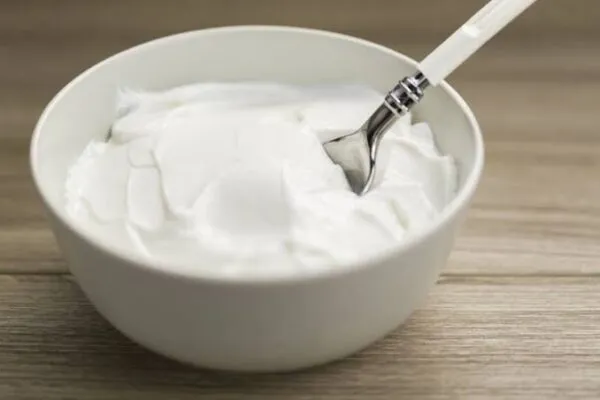Greek yoghurt- foods that help your hair grow