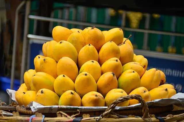 Sweet Mangoes