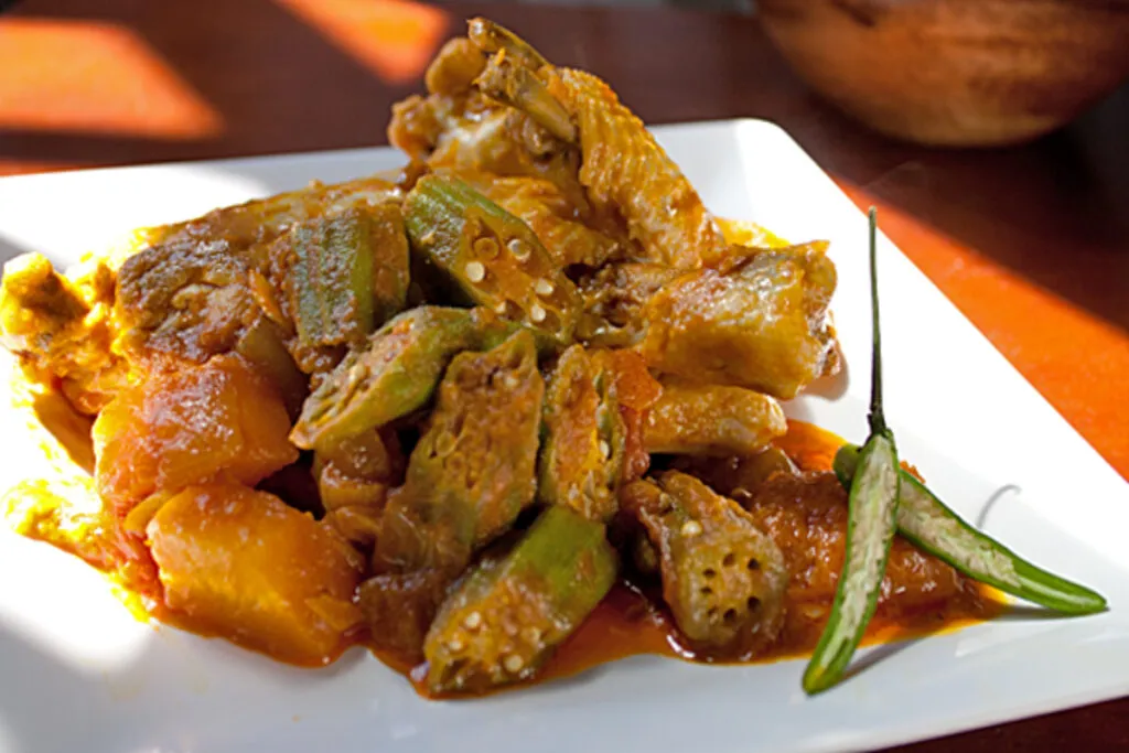 Okra recipes for Muamba De Galinha 